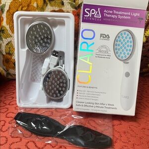 Claro | As Is, For Parts / Not Working | Red & Blue Light Therapy